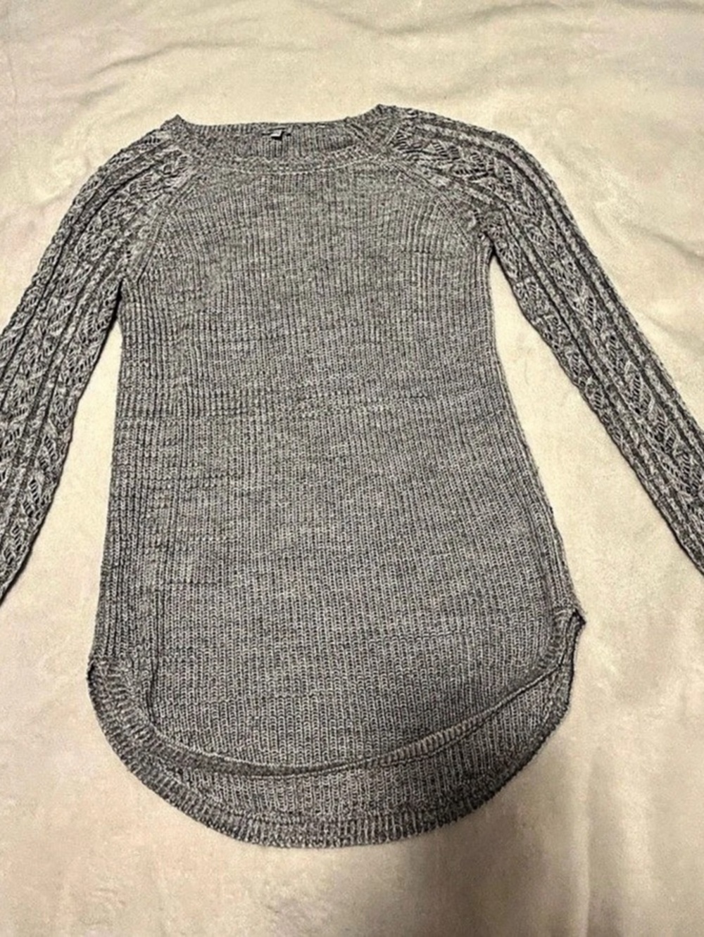 Kismet Gray Cable Knit Sweater Size XS Like New